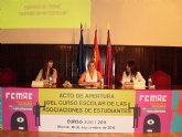 La directora general de Juventud anima a los estudiantes a participar en el tejido asociativo de la Regin