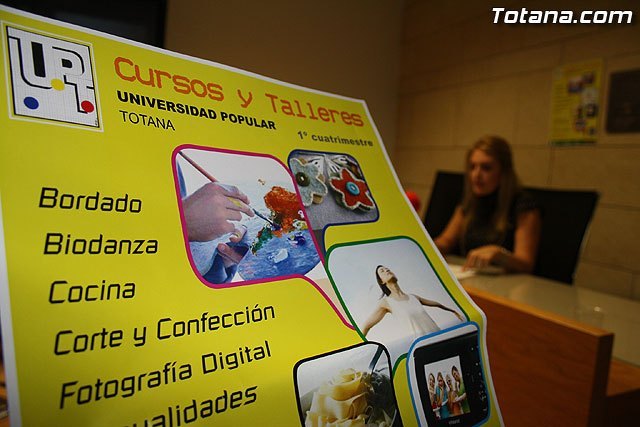 El plazo de inscripción de los cursos del programa de la Universidad Popular de Totana se abre hoy, Foto 1