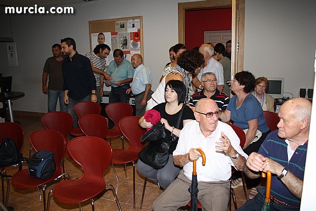 La diputada Garca Retegui departi en Totana con los militantes socialistas sobre su candidatura - 1