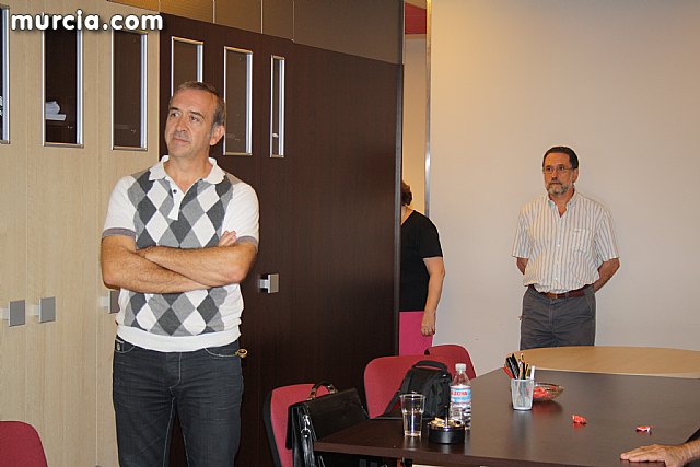 La diputada Garca Retegui departi en Totana con los militantes socialistas sobre su candidatura - 7