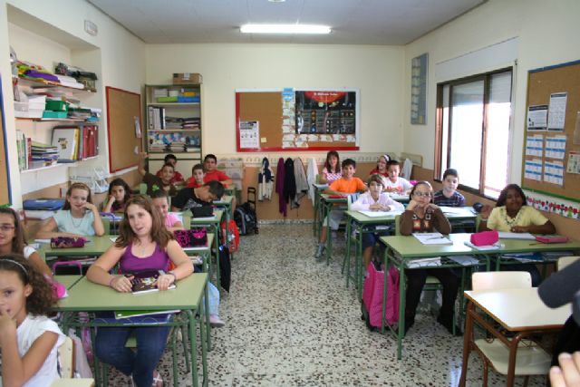 Más de 2.500 niños llenan las aulas de Cehegín - 1, Foto 1