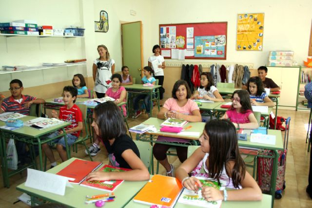 Más de 2.500 niños llenan las aulas de Cehegín - 2, Foto 2
