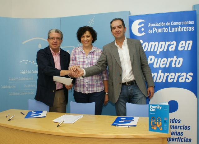 Los miembros de familias numerosas de Puerto Lumbreras obtendrán descuentos y beneficios en los comercios locales a través del 'Plan+Familia' - 1, Foto 1