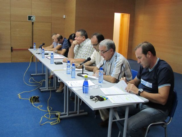 Empresarios y ayuntamiento de La Unión se reúnen para mejorar el comercio local - 2, Foto 2