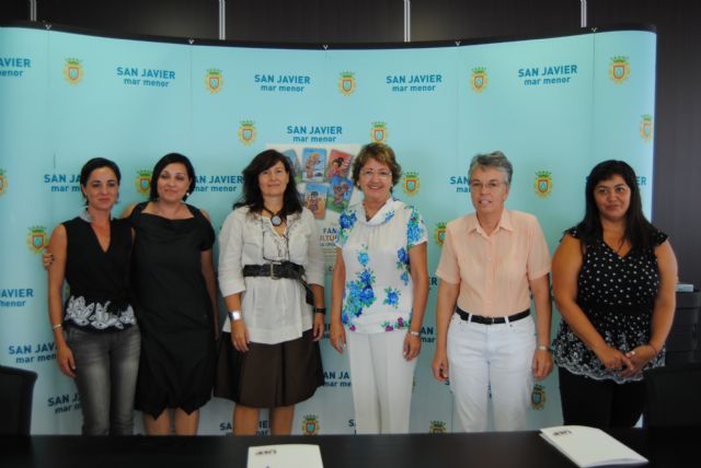 Expertos europeos debaten sobre familias binacionales y multiculturales en San Javier - 1, Foto 1