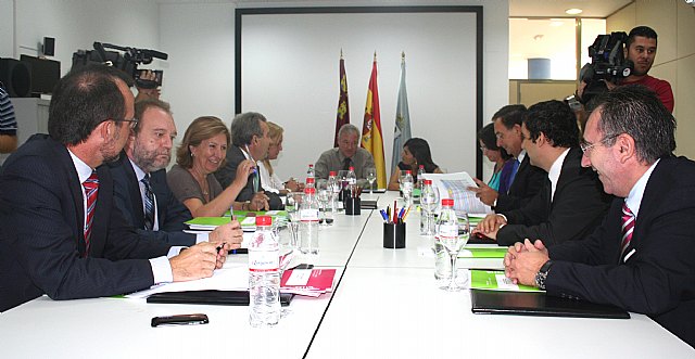 1,8 millones de euros para promocionar los vinos de la Región en terceros países - 1, Foto 1