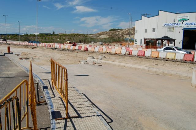 La B-33 continúa aumentando su seguridad a su paso por Lorquí con nuevas rotondas - 2, Foto 2