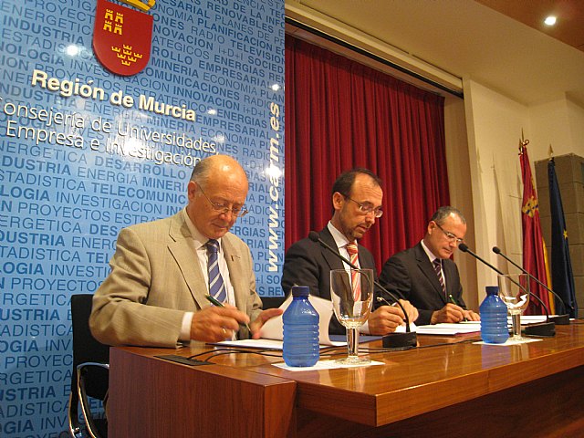 La Comunidad, el ayuntamiento de Cieza y Dalkia firman un convenio para desarrollar la primera planta de biomasa de la Región - 1, Foto 1