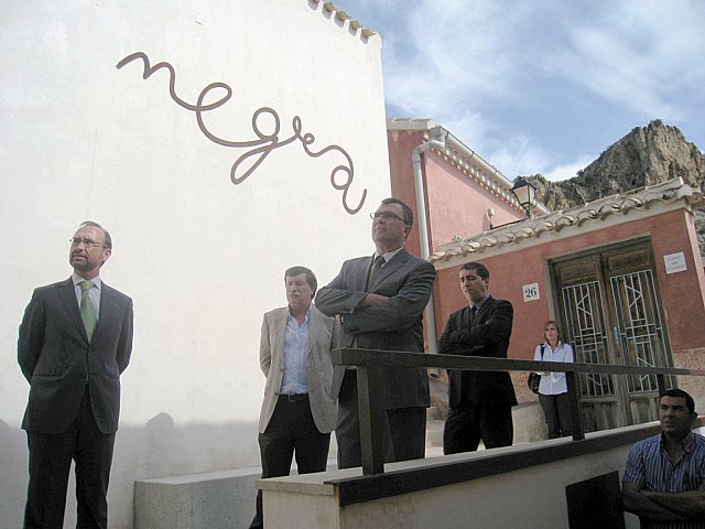 La Comunidad inaugura la Casa del Artesano de Blanca, un nuevo centro artístico para la promoción cultural y turística del municipio - 1, Foto 1