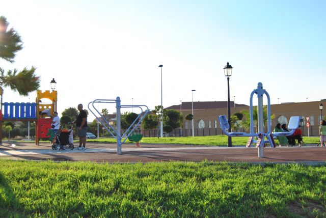 Apertura para el uso público de los jardines y viales de la Urbanización Puerto Pinatar - 1, Foto 1