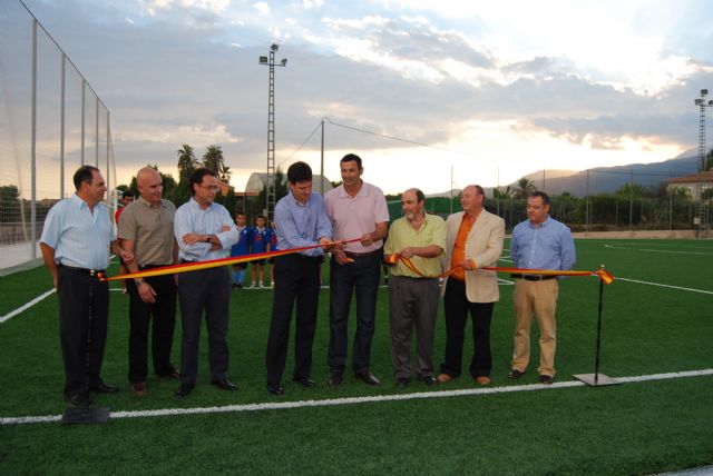 Los aficionados ya cuentan con un nuevo campo de fútbol 7 de césped - 3, Foto 3