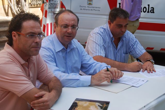 El Ayuntamiento firma un convenio con Cruz Roja que hace posible la disponibilidad de una ambulancia más en el municipio - 2, Foto 2