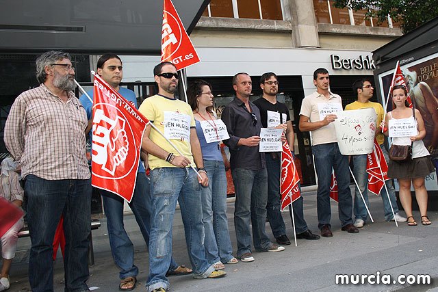 UPyD muestra su solidaridad con los trabajadores de Prensa del Sureste - 2, Foto 2