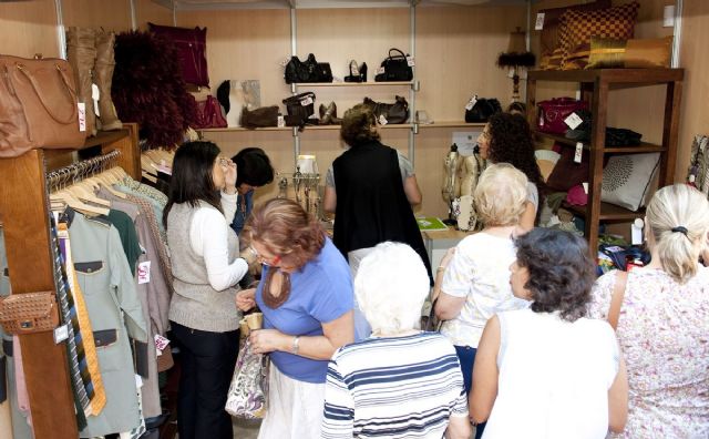 La Feria Outlet de Juan XXIII abre sus puertas con gran afluencia de público - 3, Foto 3