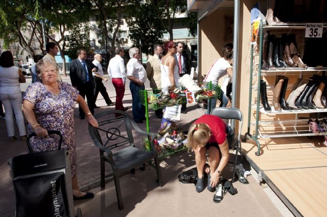 La Feria Outlet de Juan XXIII abre sus puertas con gran afluencia de público - 4, Foto 4