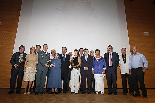 El consejero de Política Social entrega los III Premios del Mayor de la Región de Murcia - 1, Foto 1
