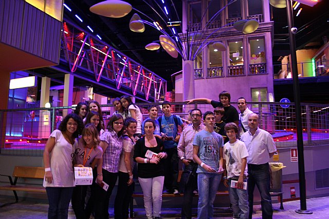 Los escolares ganadores del certamen ´Ponle freno junior´ visitaron Madrid - 1, Foto 1