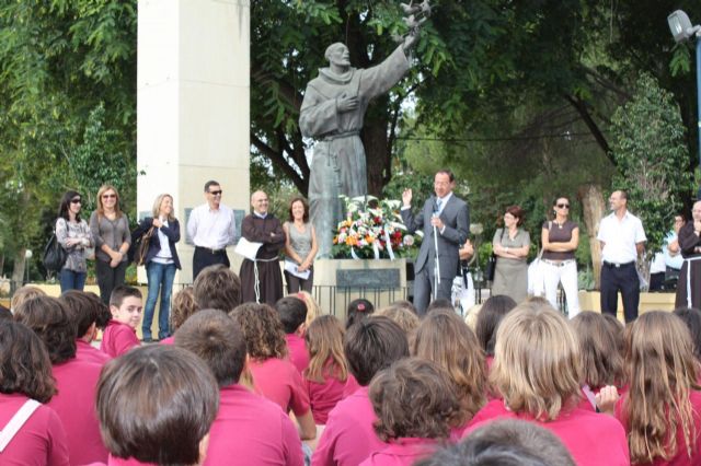 Cámara acompaña a los alumnos de San Buenaventura en el acto en honor a San Francisco de Asís - 2, Foto 2