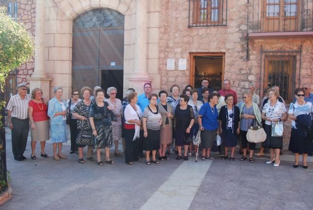 Autoridades municipales asisten a los actos que han conmemorado el Día Internacional de las Personas Mayores, Foto 4