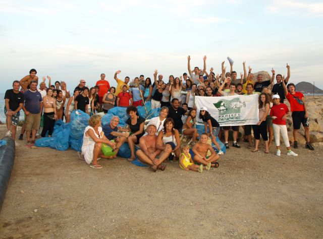 Voluntarios recogen más de 1.000 kilos de basura en fondos marinos de La Manga - 2, Foto 2