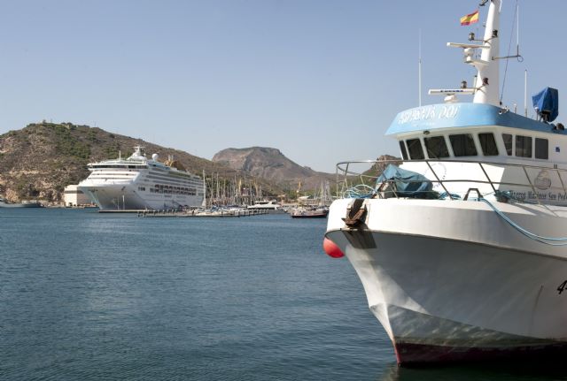 El buque Oceana recala en Cartagena con más de 2.000 turistas - 2, Foto 2