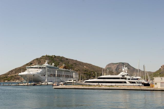 El buque Oceana recala en Cartagena con más de 2.000 turistas - 4, Foto 4