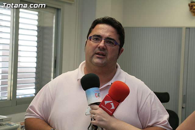 Las personas con problemas auditivos ya pueden ponerse en contacto con la Polica Local enviando un mensaje de mvil al telfono 682282092 - 2