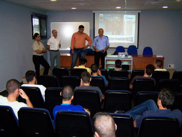 La concejalía de Seguridad Ciudadana organiza un curso de 'Operativa Policial' - 2, Foto 2
