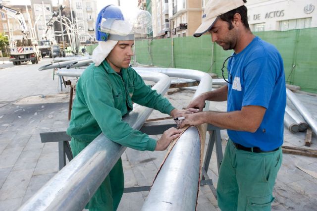 El bosque de la plaza del Rey toma forma - 2, Foto 2