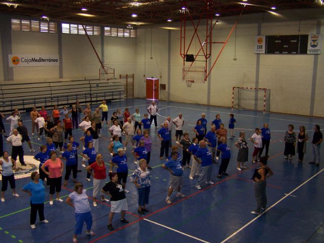 Más de un centenar y medio de personas participan en un Curso de Gerontogimnasia para la Tercera Edad - 1, Foto 1