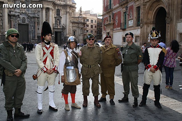 Griegos, romanos, caballeros, tercios y tropas de distintas épocas toman Murcia para recrear la Historia - 1, Foto 1