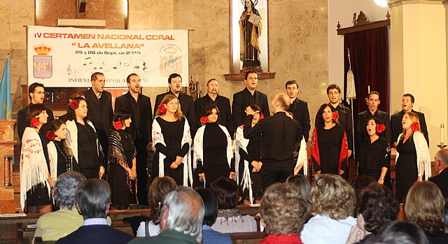 La Coral Polifónica Vox Musicalis de Totana arrasó en el IV Certamen Coral Nacional de Infiesto (Asturias), Foto 2