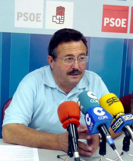 Manuel Soler propone una moratoria para la entrada en vigor de la directiva europea que pone en peligro a los vendedores de mercados - 1, Foto 1