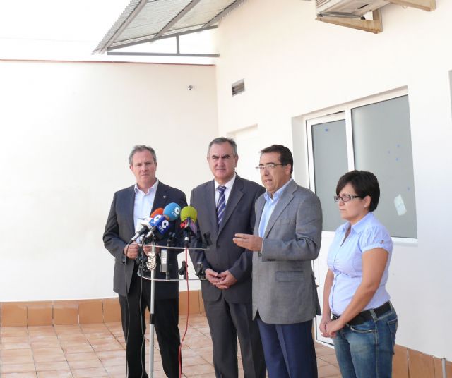 El Delegado del Gobierno y el alcalde visitan varias obras del plan E y las del centro de seguridad vial - 1, Foto 1