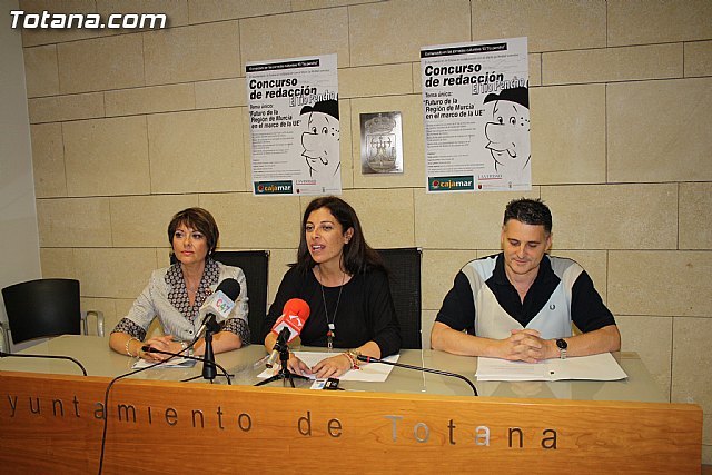 Alumnos de 4° de la eso de Totana participarán en el II concurso de redacción Futuro de la Región de Murcia en el marco de la UE, Foto 1