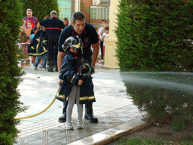 La ´Semana de la prevención de incendios´ concluye en Lorca con una fiesta escolar - 2, Foto 2