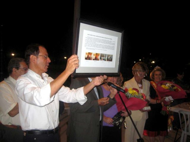 El Alcalde felicita a la nueva Reina de los Mayores de El Ranero - 3, Foto 3