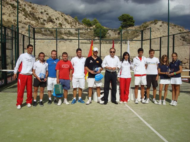 Más de 40 parejas participaron en el Open inaugural de la Escuela de Pádel del Club Pádel Vs Tenis evolution, Foto 1