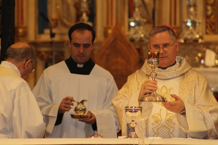 Mons. Lorca Planes preside una Misa con la Guardia Civil en honor a la Virgen del Pilar - 3