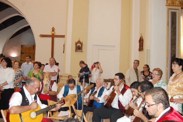 La iglesia de San Onofre de Alguazas acoge una misa en honor a la virgen del Rosario - 1, Foto 1