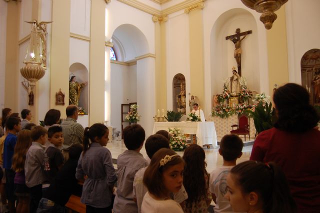 La iglesia de San Onofre de Alguazas acoge una misa en honor a la virgen del Rosario - 3, Foto 3