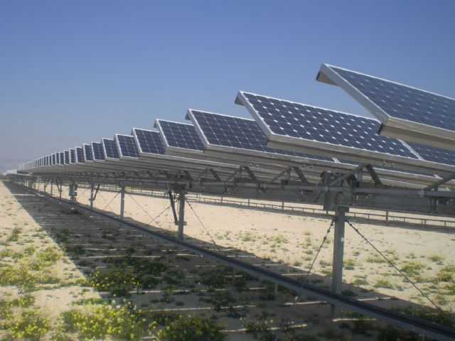 La concejalía de Energías Alternativas presentará una moción para evitar el recorte de primas a las empresas de energías renovables, Foto 1