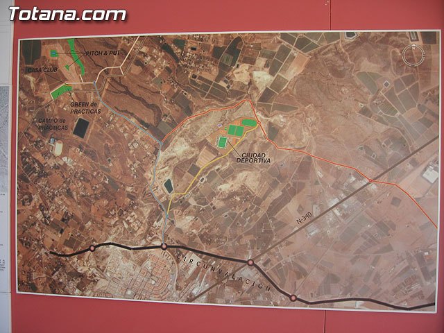 El PSOE de Totana asegura que la Ciudad Deportiva no es propiedad municipal, Foto 1