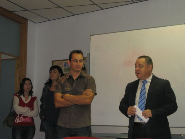 El Centro Local de Empleo ha iniciado un curso de informtica, Foto 3