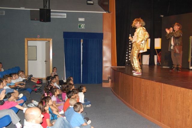 El Festival Infantil de Teatro de Alguazas acoge la obra El desfase de Lunático - 2, Foto 2