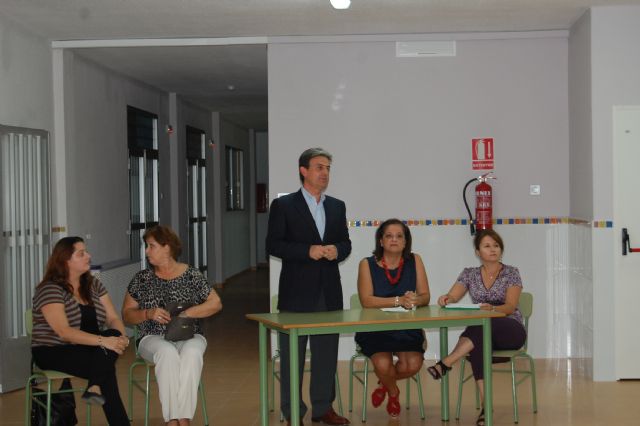 Los alumnos de la EI Reina Sofía inician el curso estrenando instalaciones - 1, Foto 1