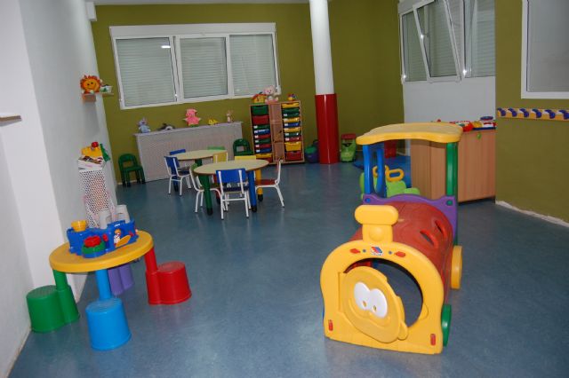 Los alumnos de la EI Reina Sofía inician el curso estrenando instalaciones - 2, Foto 2