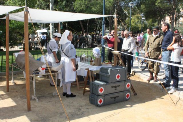 El Alcalde Cámara recorre 2.500 años de historia en un paseo por el Malecón - 5, Foto 5