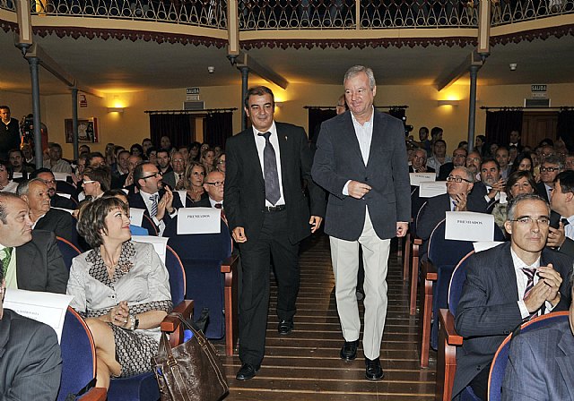 El presidente de la Comunidad anima a Ucomur en su XXV aniversario a difundir el modelo empresarial cooperativo como motor de creación de empleo - 1, Foto 1