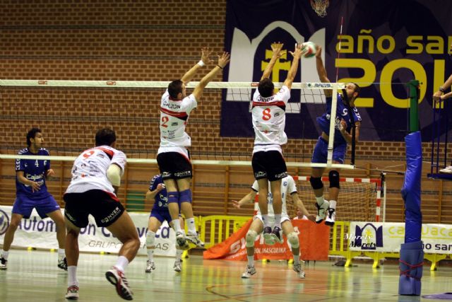 El C.V. Ortodent Caravaca Año Santo 2010 vence a Cajasol Juvasa (3-1). - 4, Foto 4